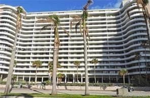 Building Photo - 5555 Collins Ave