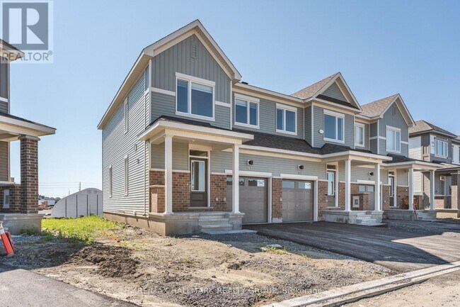 Building Photo - 747 Haflinger Row