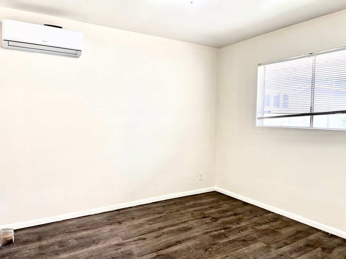 Foto del edificio - 2774 Delta Ave