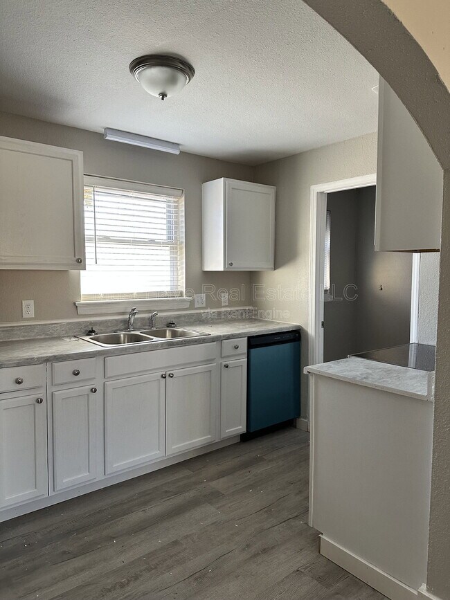 Foto del edificio - 347 4th St SE