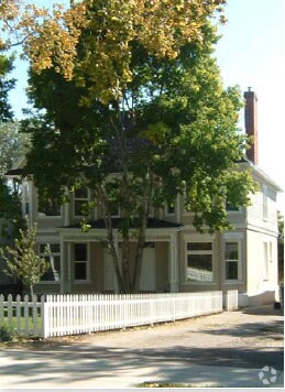 Building Photo - 744-750 E South Temple