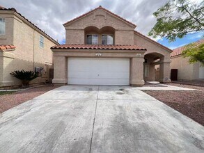 Building Photo - 10001 Dove Ridge Dr