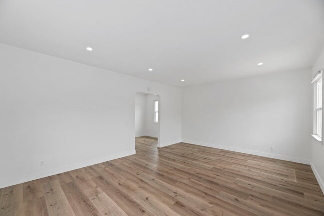 Foto del edificio - 1304 Corona St