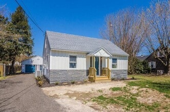 Building Photo - 30586 Zion Rd