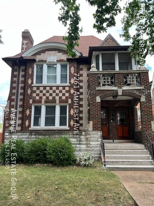Primary Photo - Over 1800 sq ft in University City's prime...