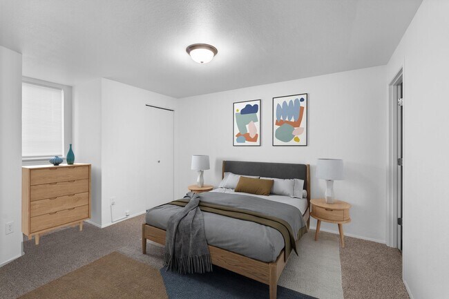 Building Photo - Bluebird Cozine Creek ***Under New Managem...