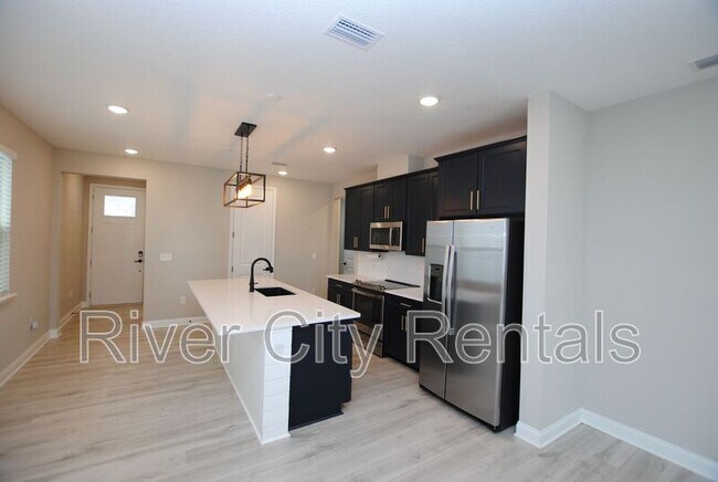 Foto del edificio - 6997 Red Timber Rd