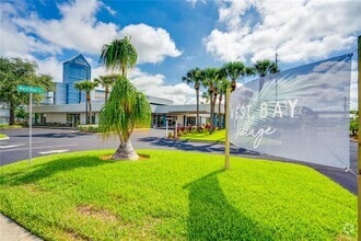 Building Photo - 3010 W Bay Cir