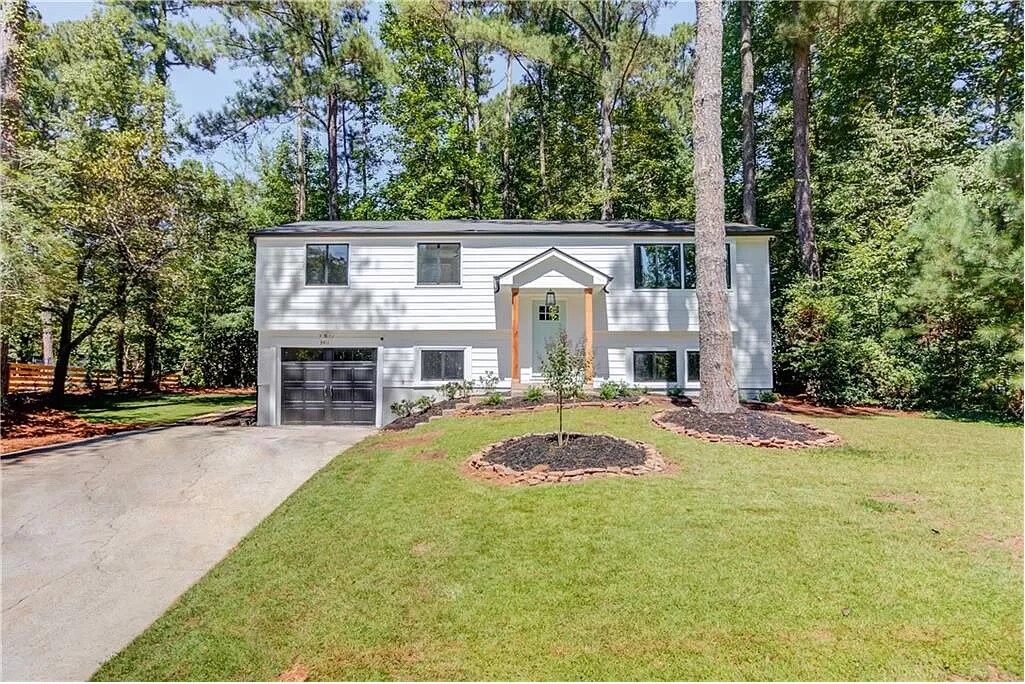 Primary Photo - 3411 Valley View Dr