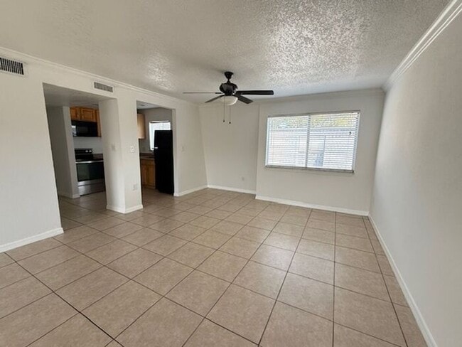 Foto del edificio - 2/2 Conway Orlando Condo-MOVE IN SPECIAL $200 OF 1ST MONTHS RENT