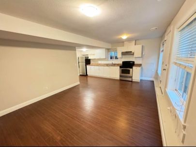 Photo du bâtiment - 5933-128A 128a St