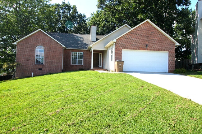 Building Photo - 5510 Fair Oaks Ln