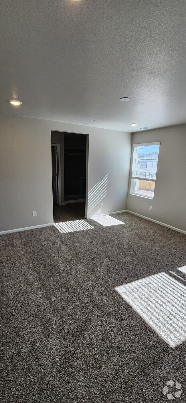 Building Photo - 6717 Wiper Wy