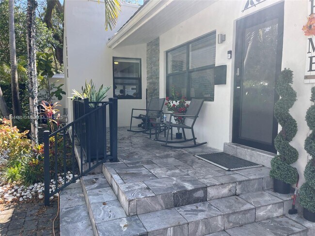 Foto del edificio - 1608 SE 2nd Ct
