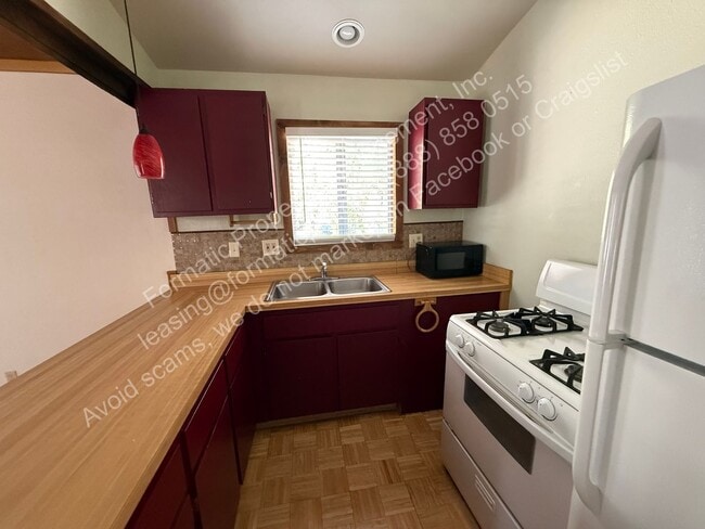 Foto del edificio - 798 Riverside Ave