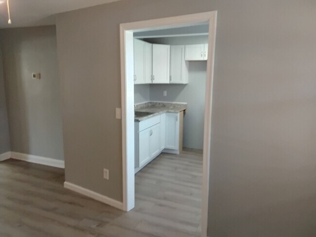 Foto del edificio - 5 Bedroom House