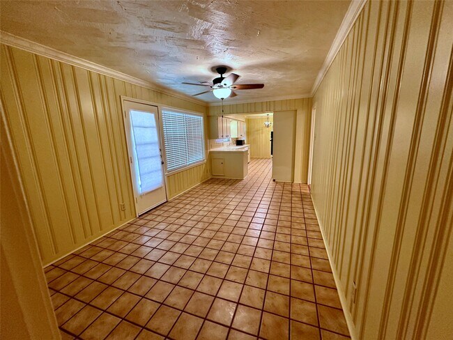 Foto del edificio - 4325 Kinglet St