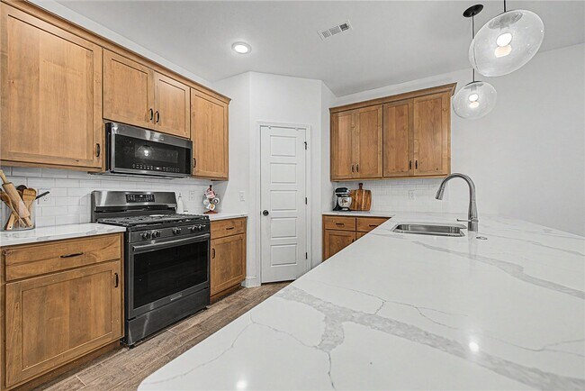 Foto del edificio - 2070 Wildflower Dr