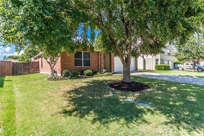 Building Photo - 2223 Meade Ct