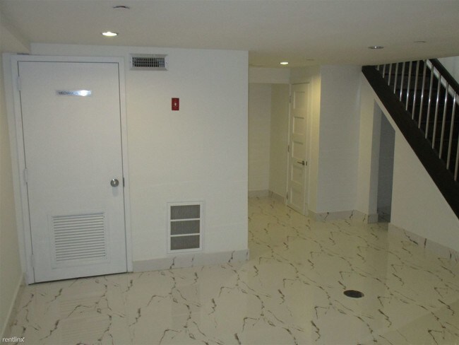 Foto del edificio - 287 Kosciuszko St