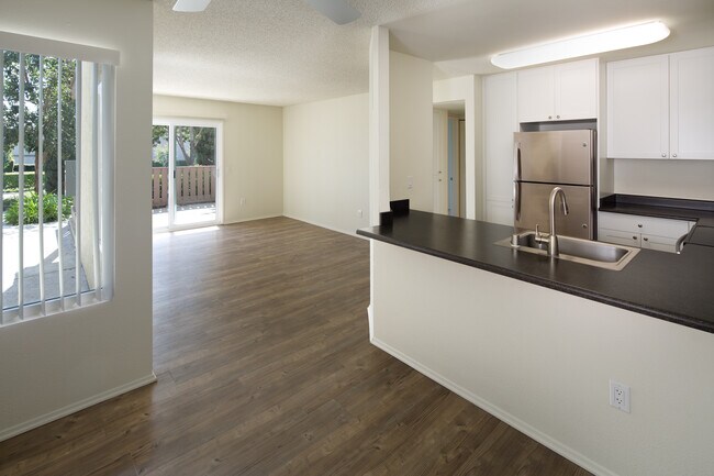 Cocina, sala y comedor. - eaves San Marcos