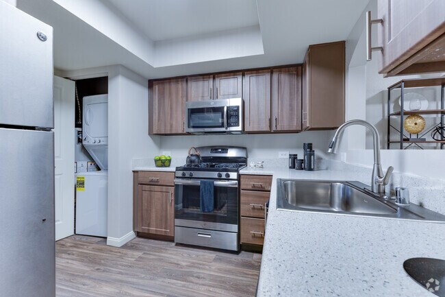 2 BR, 2 BA - 877 SF - La Serena at the Parque