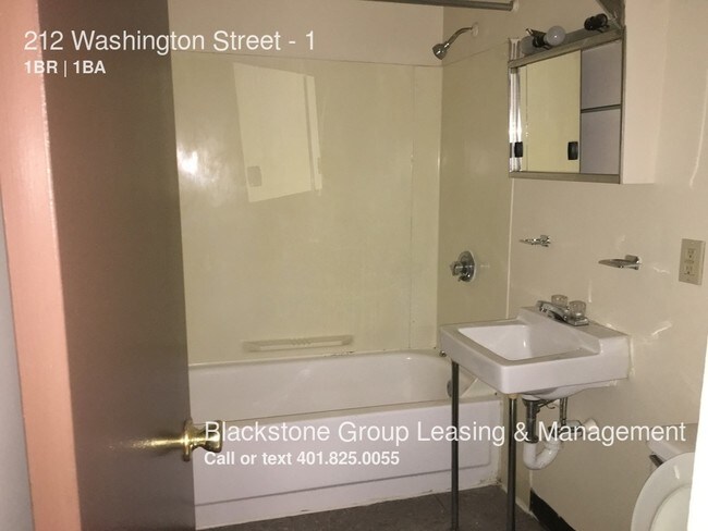 Foto del edificio - 212 Washington St