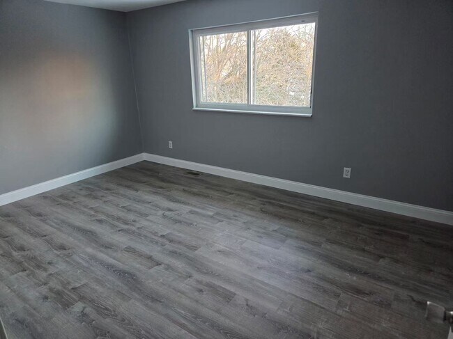 Foto del edificio - 1758 Fairfax Ave