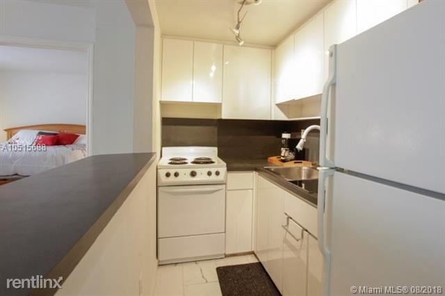 Foto del edificio - 1 br, 1 bath Condo - 865 Collins Ave 203