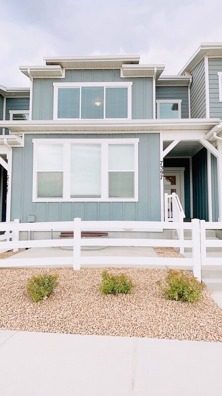 Building Photo - 7397 S Olivine River Ln