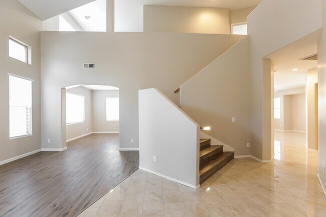 Foto del edificio - 7504 S 45th Dr