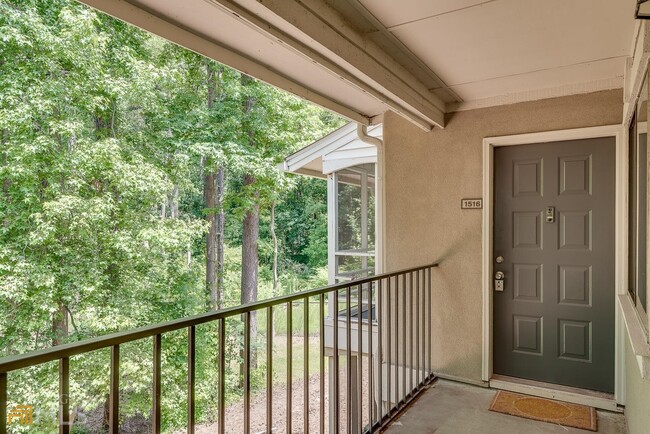 Building Photo - 1516 Wingate Way