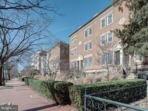 Building Photo - 254 Maryland Ave NE