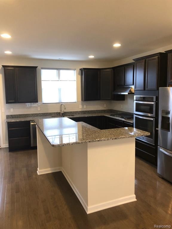Building Photo - 2689 Helmsdale Circle