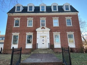 Building Photo - 77-81 Barberry Terrace