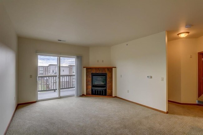 Building Photo - 5198 Sassafras Dr
