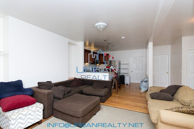 Living Room - 5 Wallingford Rd