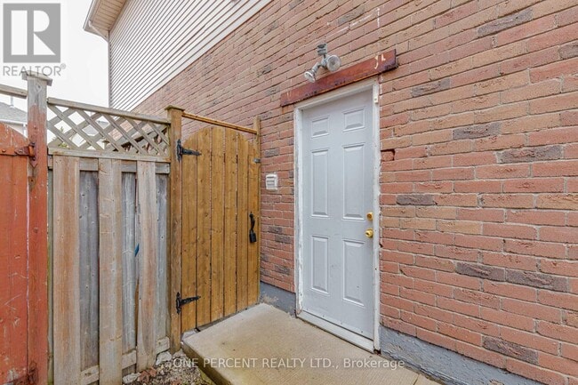 Photo du bâtiment - 52 Timberlane Dr