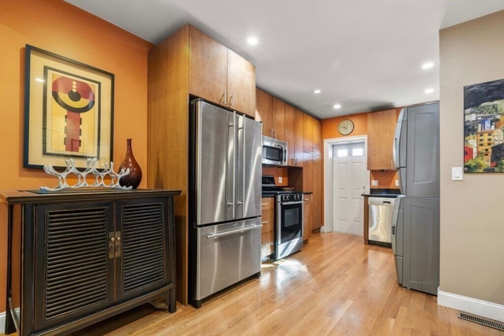 25 Edgerly Rd Unit 3, Boston, MA 02115 Apartments in Boston, MA