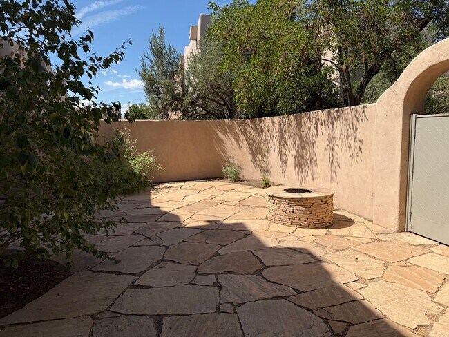 Foto del edificio - Townhome Near Old Town and Sawmill District