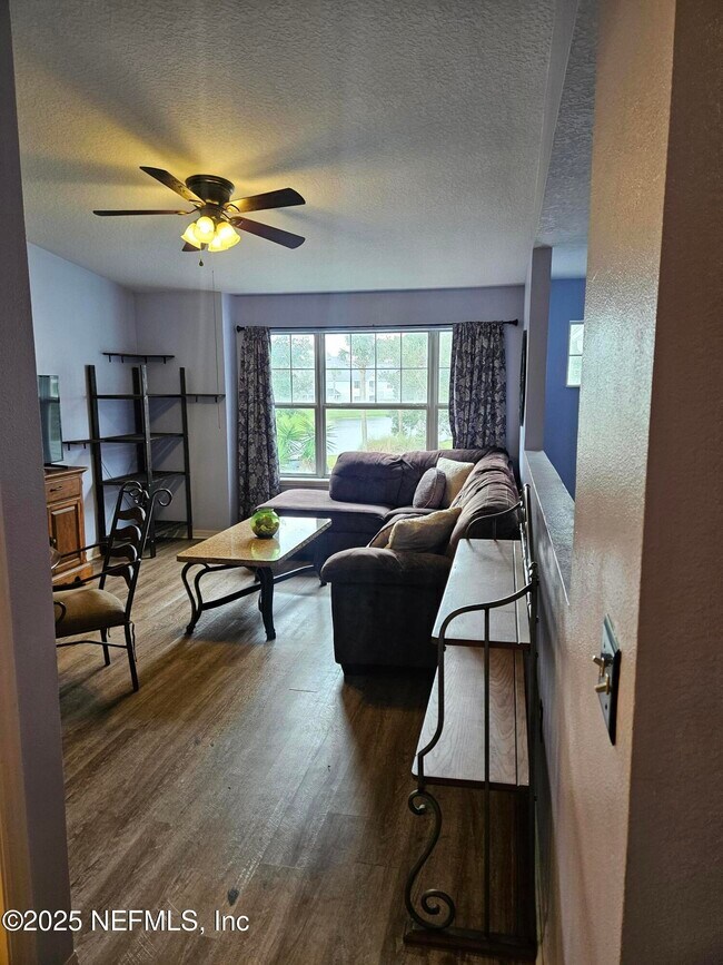 Building Photo - 39207 Harbour Vista Cir