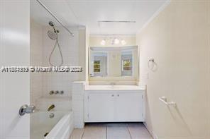 Foto del edificio - 124 NE 19th Ct