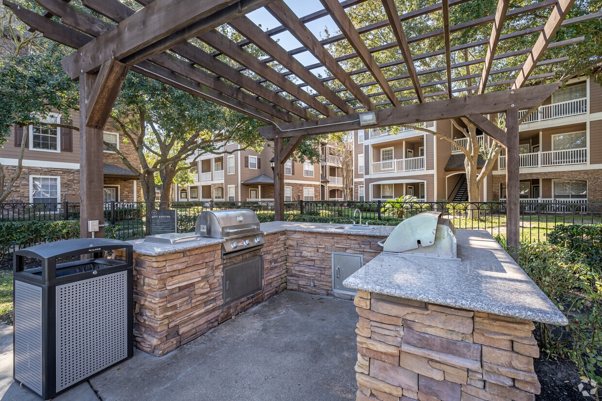 Weston at Copperfield Apartments in Houston, TX