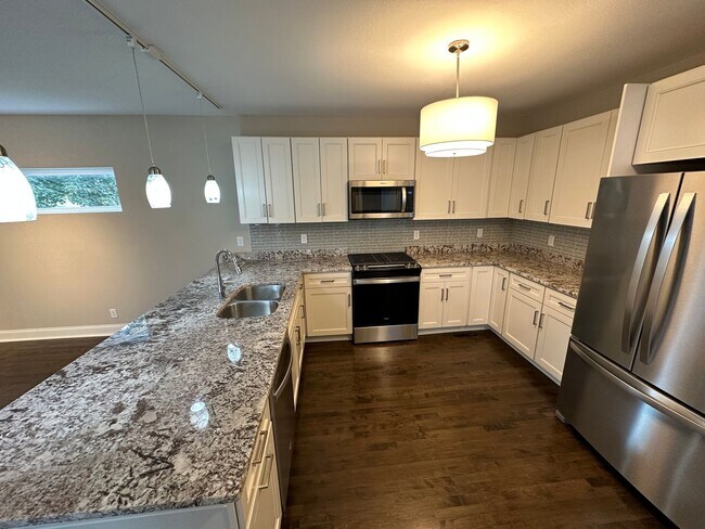 Foto del edificio - Port Washington Loft Duplex