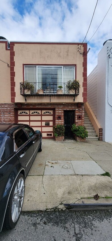 Primary Photo - Cozy 1 Bedroom 1 Bath Apartment Bret Harte...