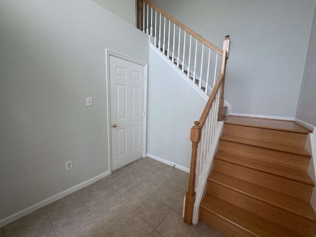 Photo - BAY POINT CONDOMINIUMS / Norfolk