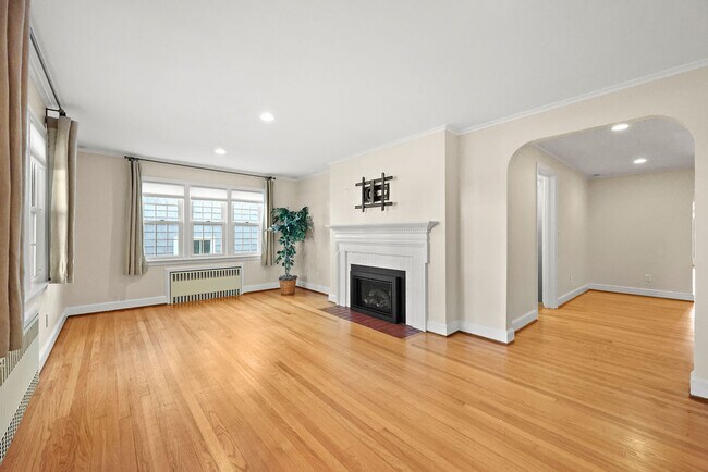 Foto del edificio - 15 Arapahoe Rd