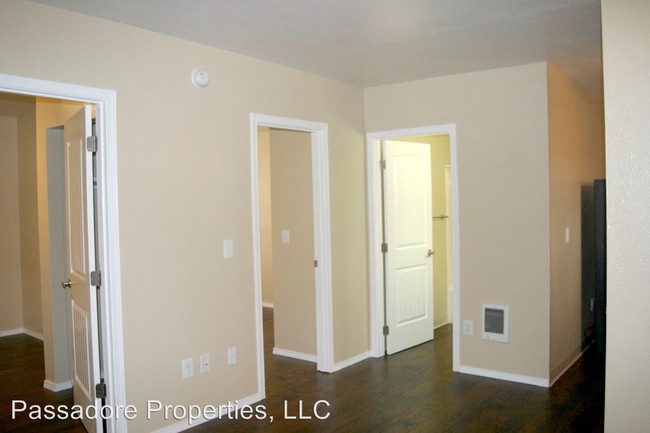 Building Photo - 840 Jefferson Ave