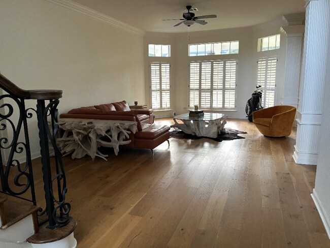 Foto del edificio - 5707 Honor Ct