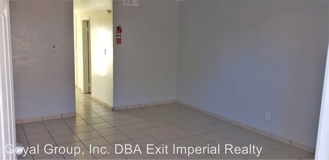 Foto del edificio - 223 E Birch St